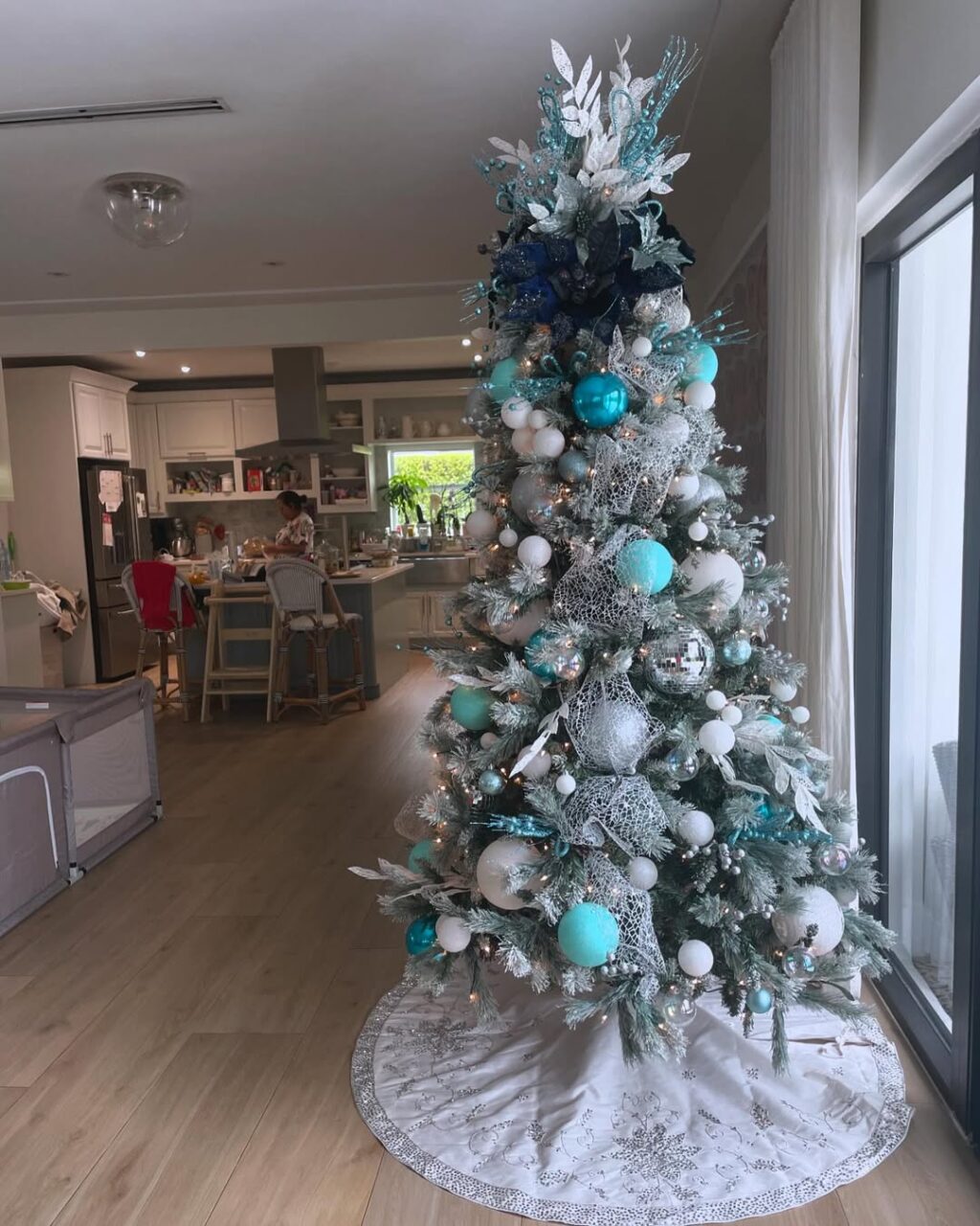 White Christmas Tree Ideas