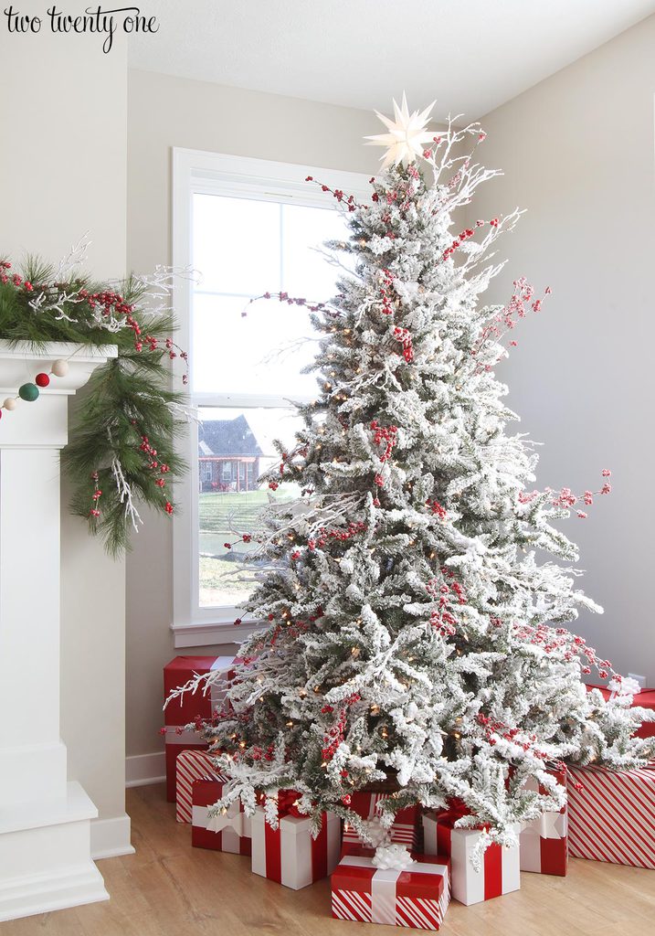Red Christmas Tree Ideas