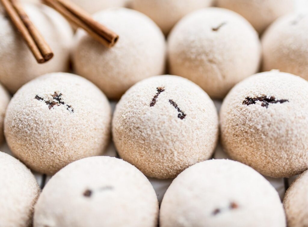 Fall Themed Gift Ideas For Her